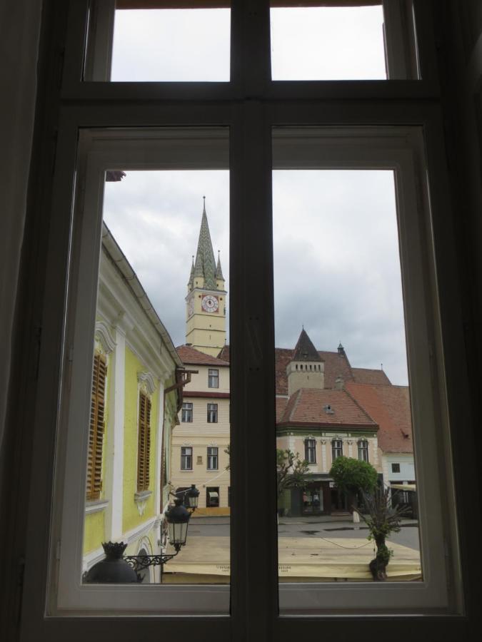 Ferdinand Apartments Medias Luaran gambar